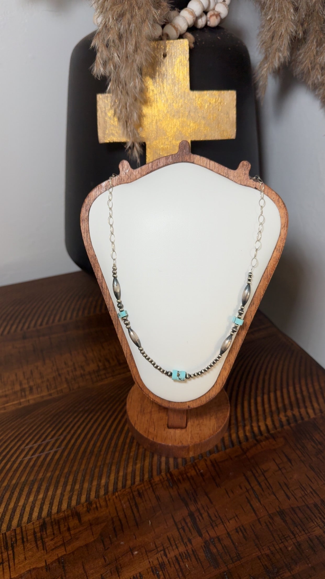 Golden hills Necklace